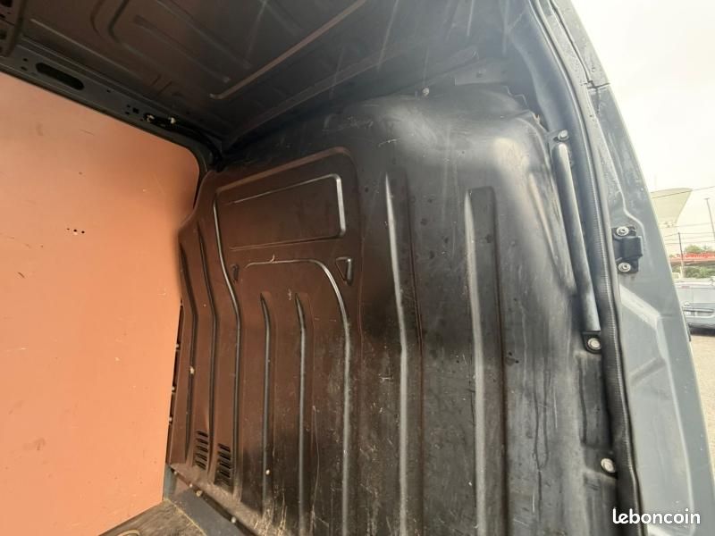Renault Master Fg F3300 L2H2 2.3 dCi 180ch Energy Grand Confort E6 (image 14)