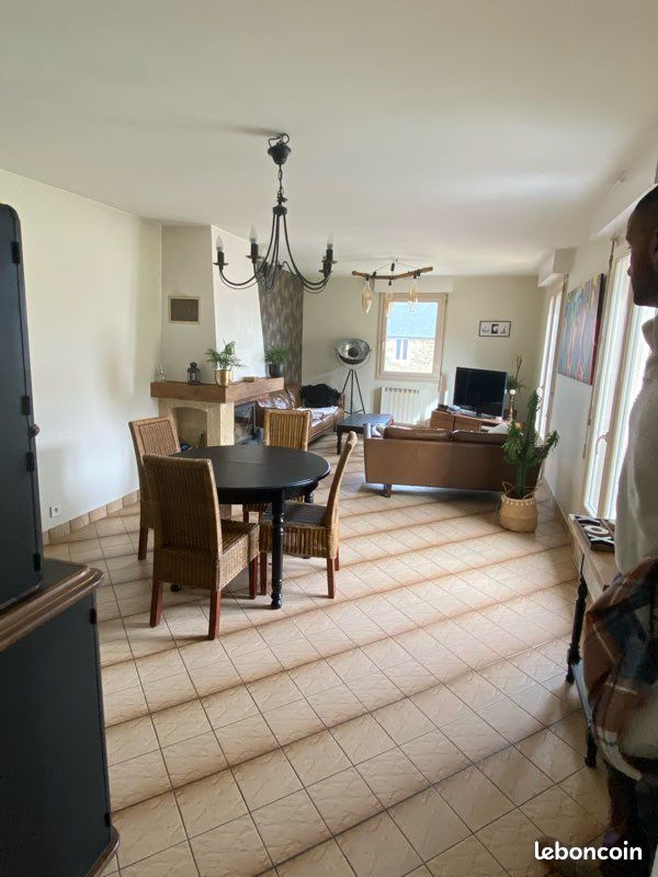 Maison 5 pièces 93 m² · à Fougères · 93 m² · 850 €/mois