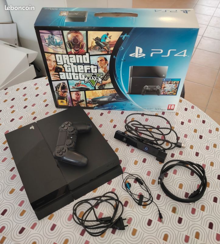 Playstation PS4 (image 1)
