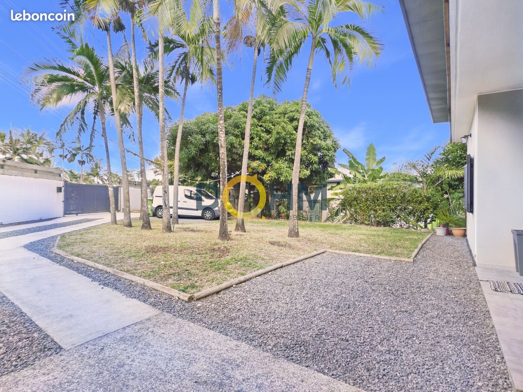 Maison 5 pièces 139 m² · à L'Étang-Salé · 139 m² · 590 000 €
