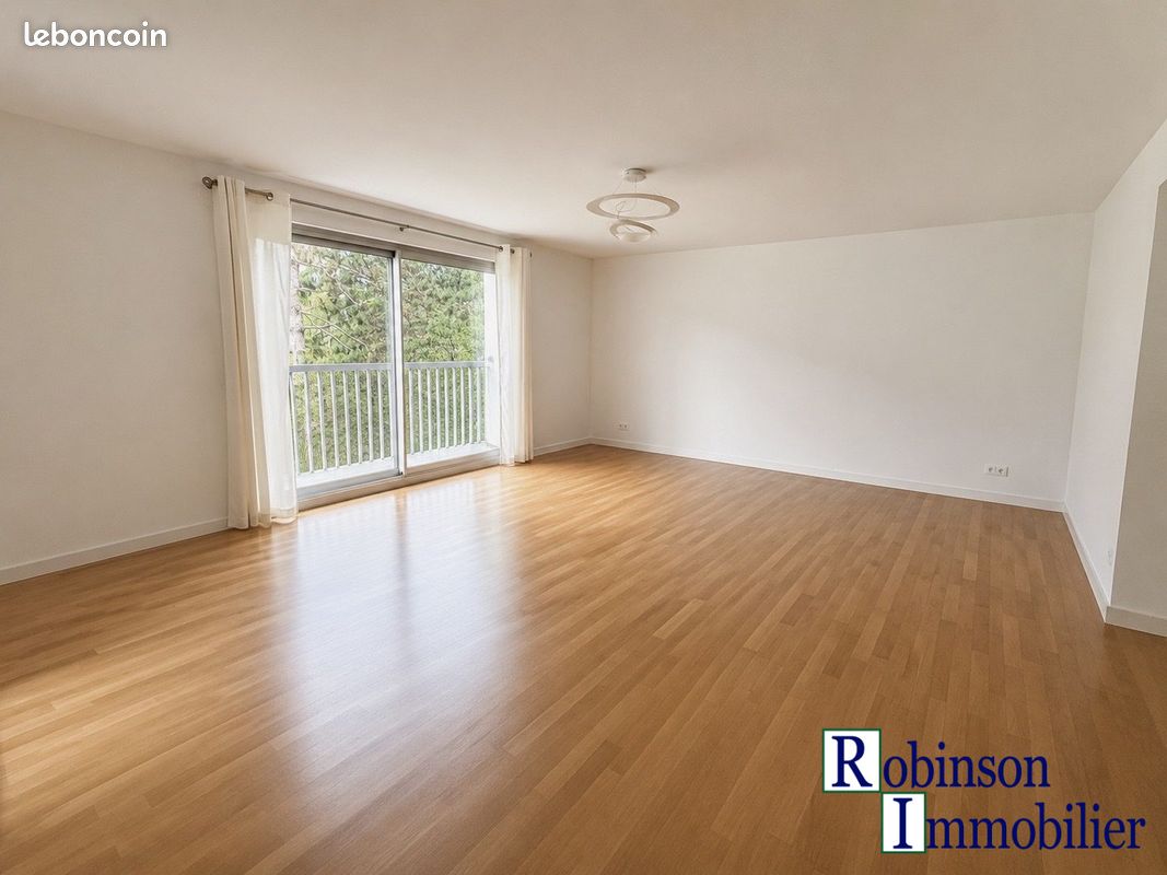 Appartement 4 pièces 105 m² · à Le Plessis-Robinson · 105 m² · 1 995 €/mois