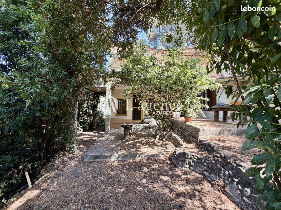 Maison 4 pièces 89 m² · à Cagnes-sur-Mer · 89 m² · 445 000 €