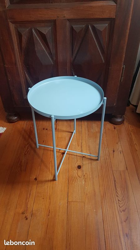 Table/plateau d'appoint GLADOM IKEA bleu (image 1)