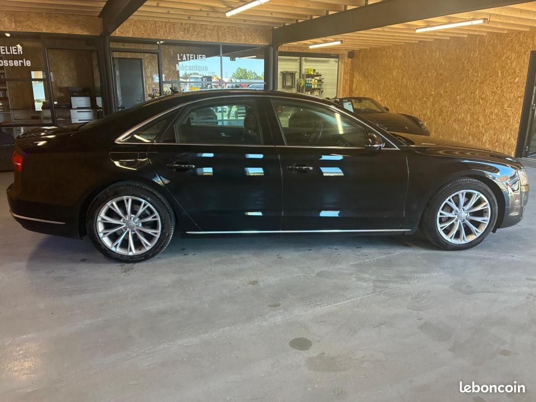 Audi A8 3.0 TDI 250 V6 AVUS EXTENDED QUATTRO (image 4)