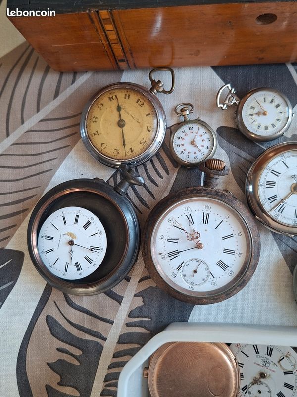 Lot De Plusieurs Montres Pour Pièces Détachées - Pour Horloger Ou Collectionneur - Occasion