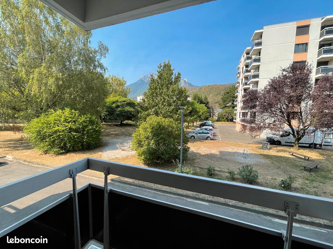 Appartement 3 pièces 81 m² · à Seyssinet-Pariset · 81 m² · 918 €/mois