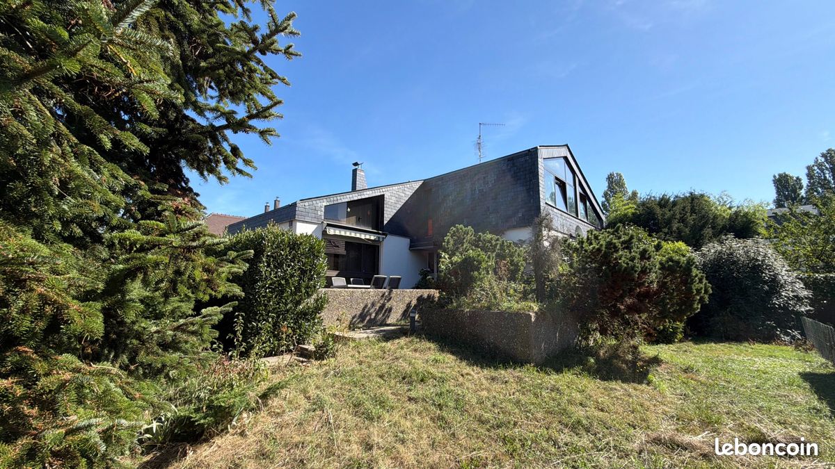 Maison 6 pièces 206 m² · à Strasbourg · 206 m² · 880 000 €