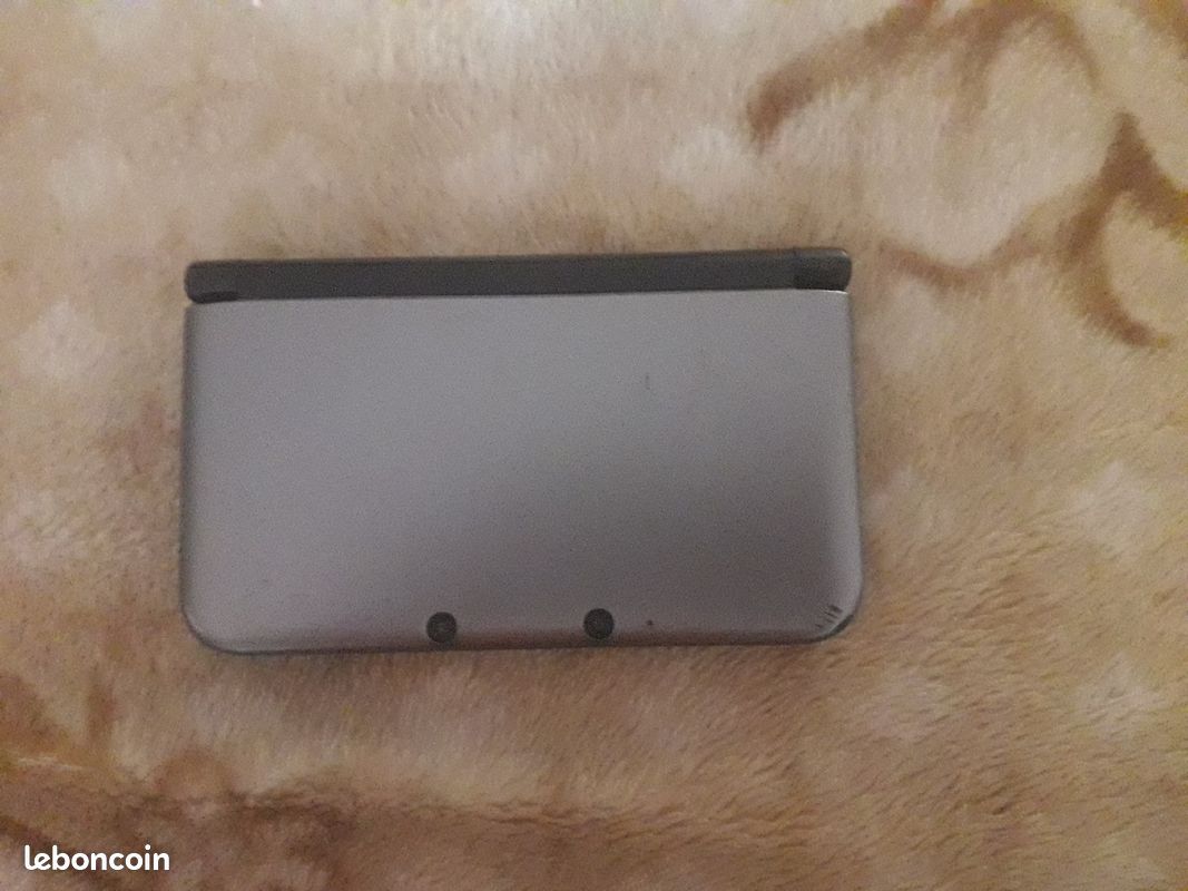 Nintendo 3ds + jeux (image 1)