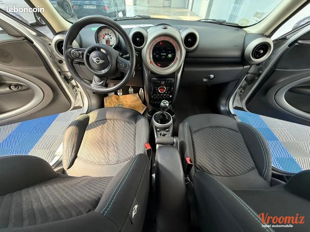 Mini Countryman 2.0 SD 145 COOPER ALL4X4 (image 10)