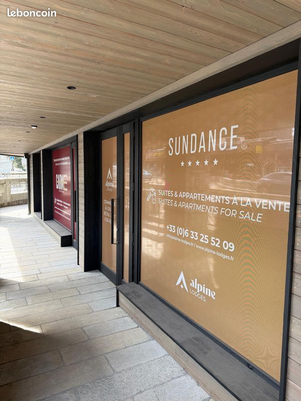 Local commercial 1 pièce 88 m² · à Courchevel · 87,9 m² · 5 000 €