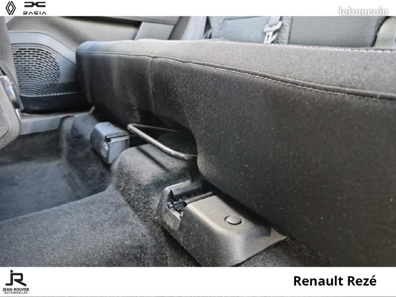 Renault Captur 1.6 E-Tech hybride 145ch Equilibre (image 29)