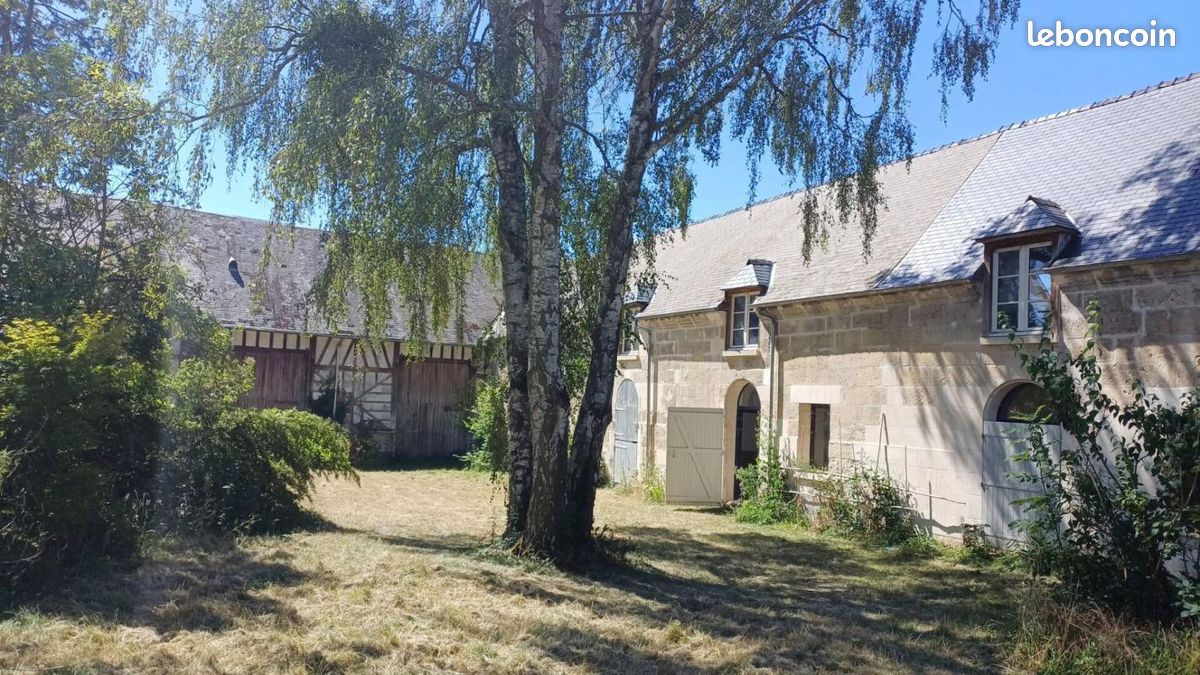 Maison 9 pièces 243 m² · à Cuts · 243 m² · 340 800 €