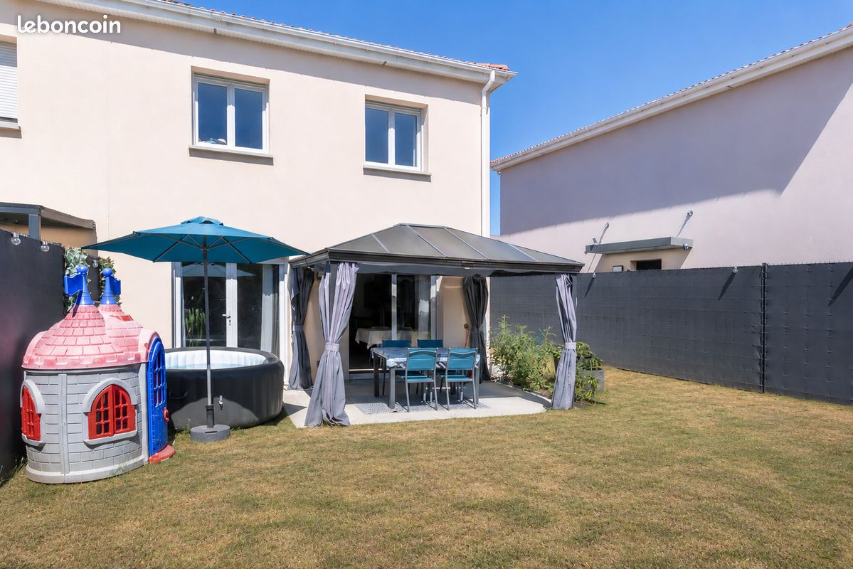 Maison 6 pièces 96 m² · à Pont-Évêque · 96 m² · 290 000 €