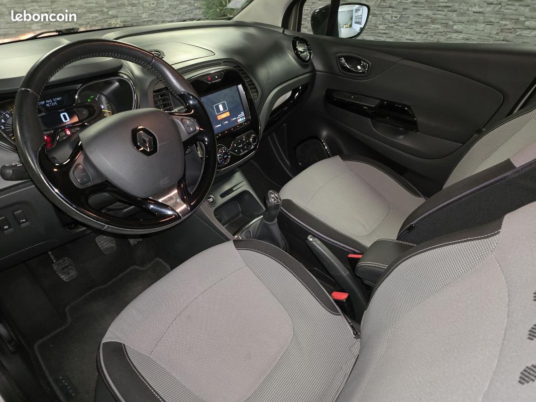 RENAULT CAPTUR 0.9 Energy TCe - 90 Intens (image 11)