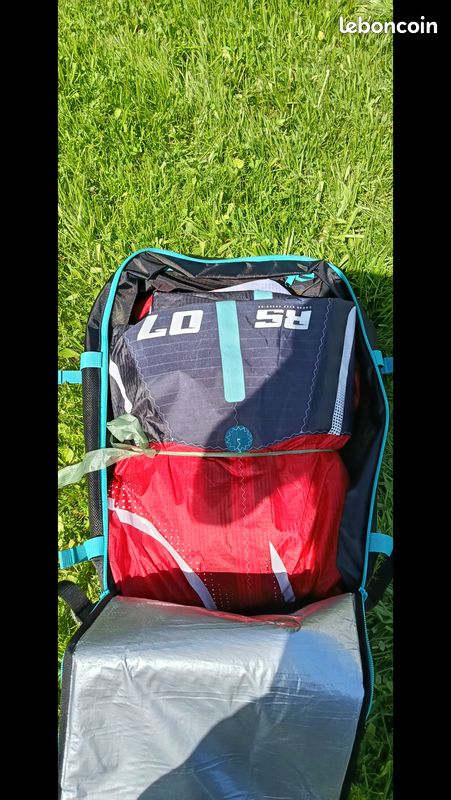 Eleveight RSV10 9 et 7 RS V10 kitesurf + barre vary offerte (image 15)