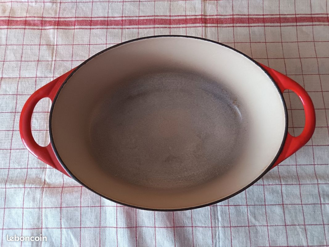 Petit Cocotte ronde, Le Creuset ,Enzo Mari, N:17, Rouge Petit Cocotte ronde, Le Creuset ,Enzo Mari, N:17, Rouge