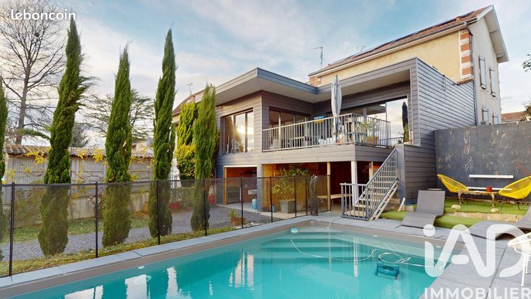Maison de ville 8 pièces 286 m²