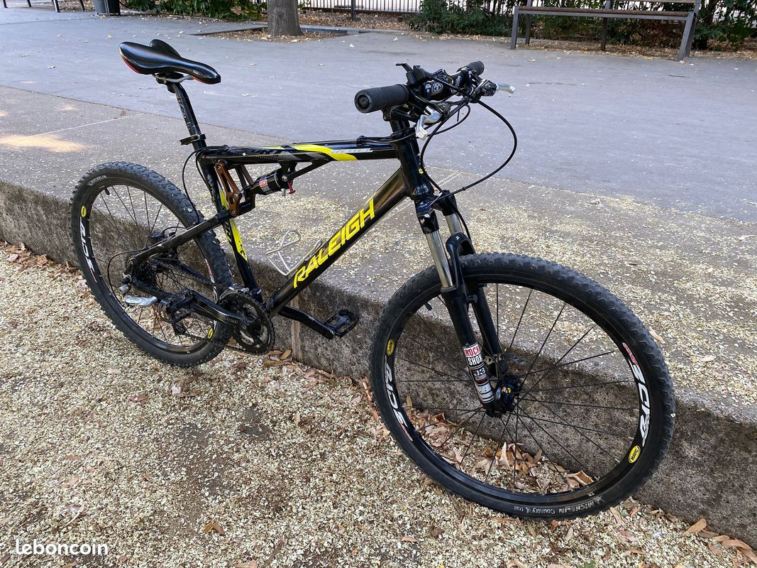 VTT RALEIGH Montagne Vélos