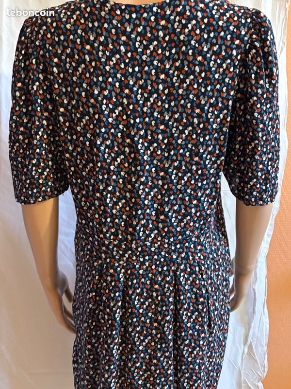 Robe Gérard Darel Manches Courtes - Taille 42, Multicolore En Viscose - Occasion Très Bon état