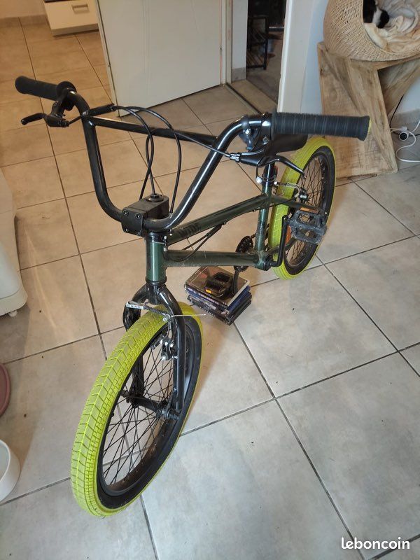 20 Pouces Pedalier Bmx Decathlon Decathlon Velo Bmx 20 Pouces Quel
