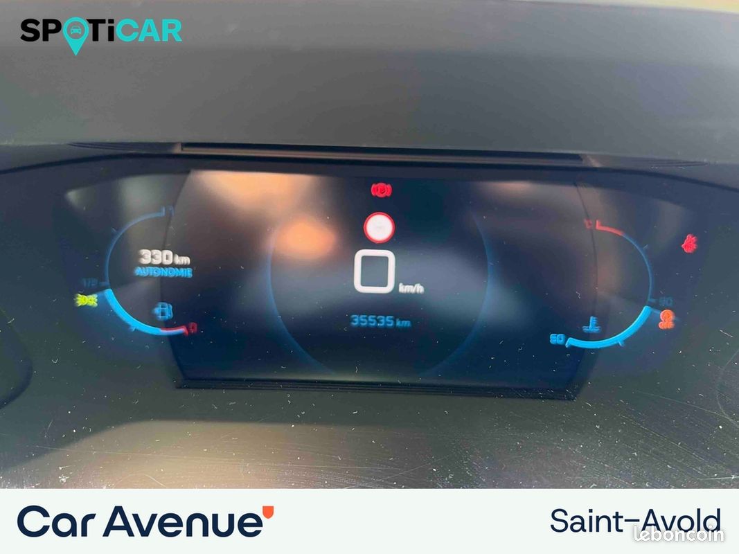 PEUGEOT 2008 PureTech 130 S&S BVM6 GT (image 20)