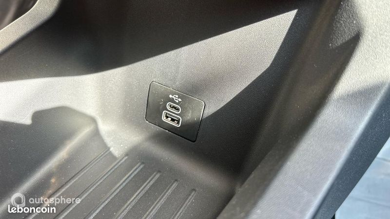 Ford Puma Gen-E 168ch Standard Range 43 kWh Premium (image 30)