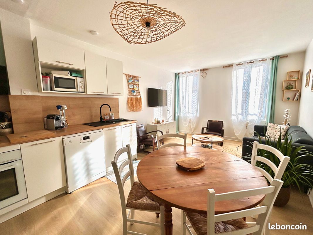 Appartement 2 pièces 50 m² · à La Rochelle · 50 m² · 299 000 €