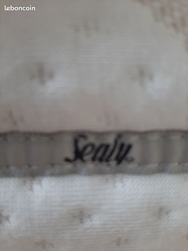 Matelas SEALY et sommier (image 2)
