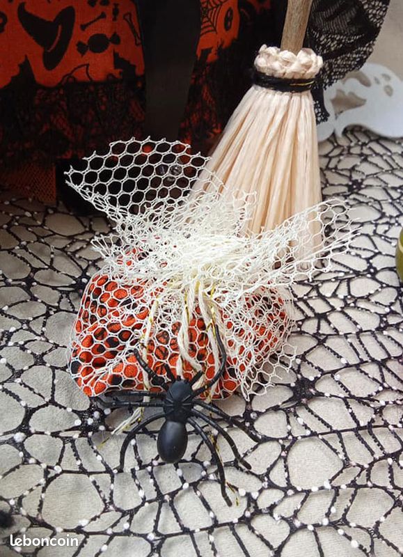 Lot De 3 Vêtements Halloween Pour Poupée 17 Cm – Cape Avec Ailes, Sac Citrouille, Chaussures, Idéal Collectionneurs