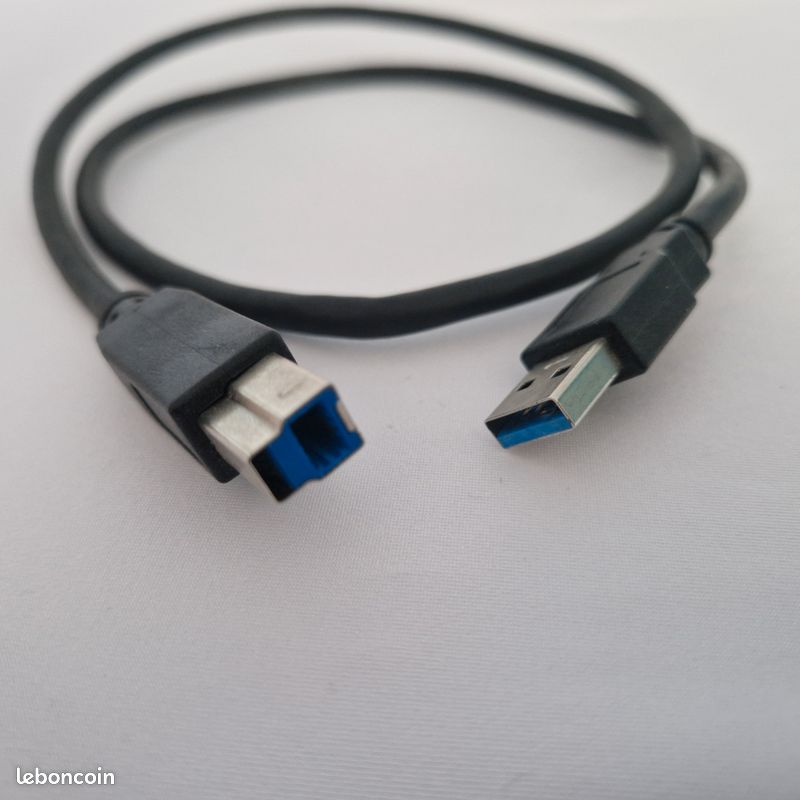 Câble USB 3.0 Type A vers Type B – SuperSpeed (image 2)