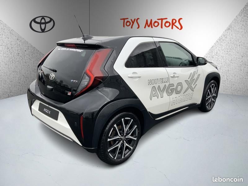 Toyota aygo x Hybride 116h GR Sport CROSSOVER SP (image 5)