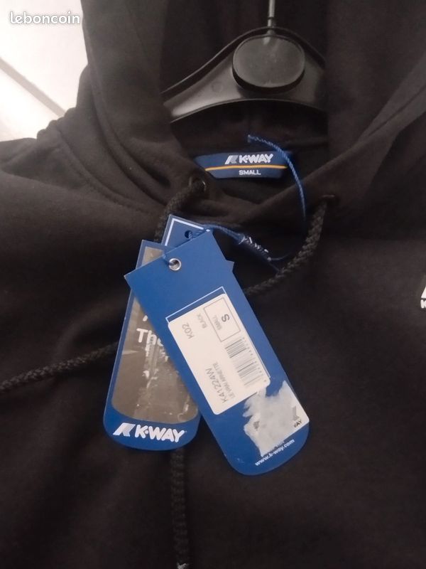 Sweat Kway Acheté neuf (image 3)