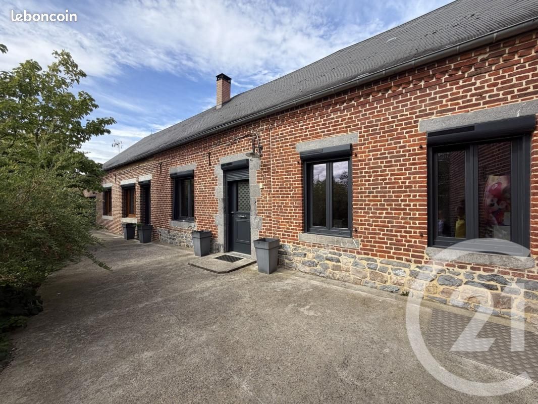 Maison 7 pièces 177 m² · à Fesmy-le-Sart · 177 m² · 158 000 €