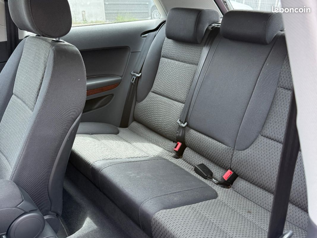 AUDI A3 A3 2.0 TDI 140 DPF Ambition (image 11)