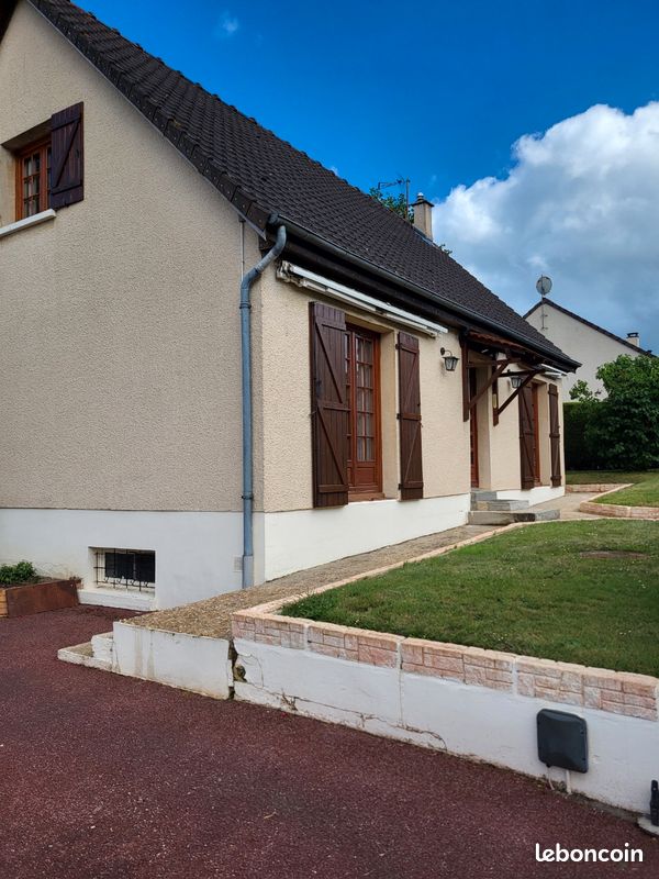 Maison 4 pièces 101 m² · à Brionne · 101 m² · 210 000 €