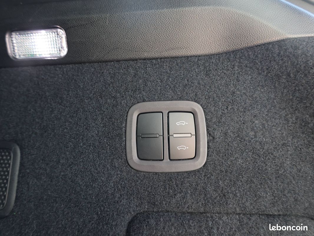 PORSCHE Cayenne 3.0 V6 440 ch Tiptronic BVA S (image 33)