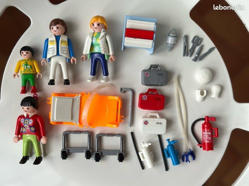 Lot Playmobil : Ambulance Réf 3925 + Fauteuil Roulant Réf 4407 - Occasion