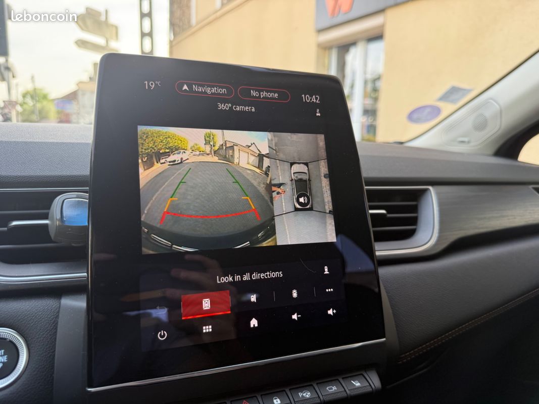RENAULT CAPTUR 1.6 E-TECH 160ch HYBRID 9.8KWH INITIALE APPLE CARPLAY (image 7)