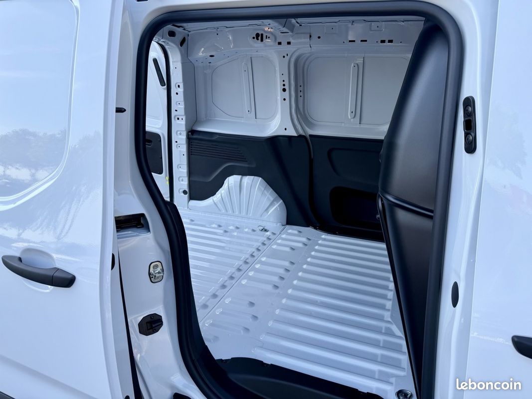 Citroën Berlingo (3) 1.5 BLUEHDI 100 Taille M PLUS (image 19)