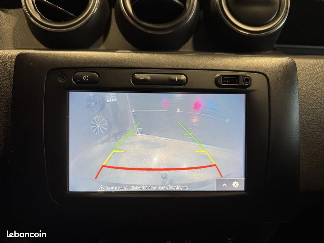 DACIA DUSTER 1.3 TCe 4x4 ESSENCE/GPL PRESTIGE - 130 - CAM - SIEGES CHAUFFANTS (image 3)