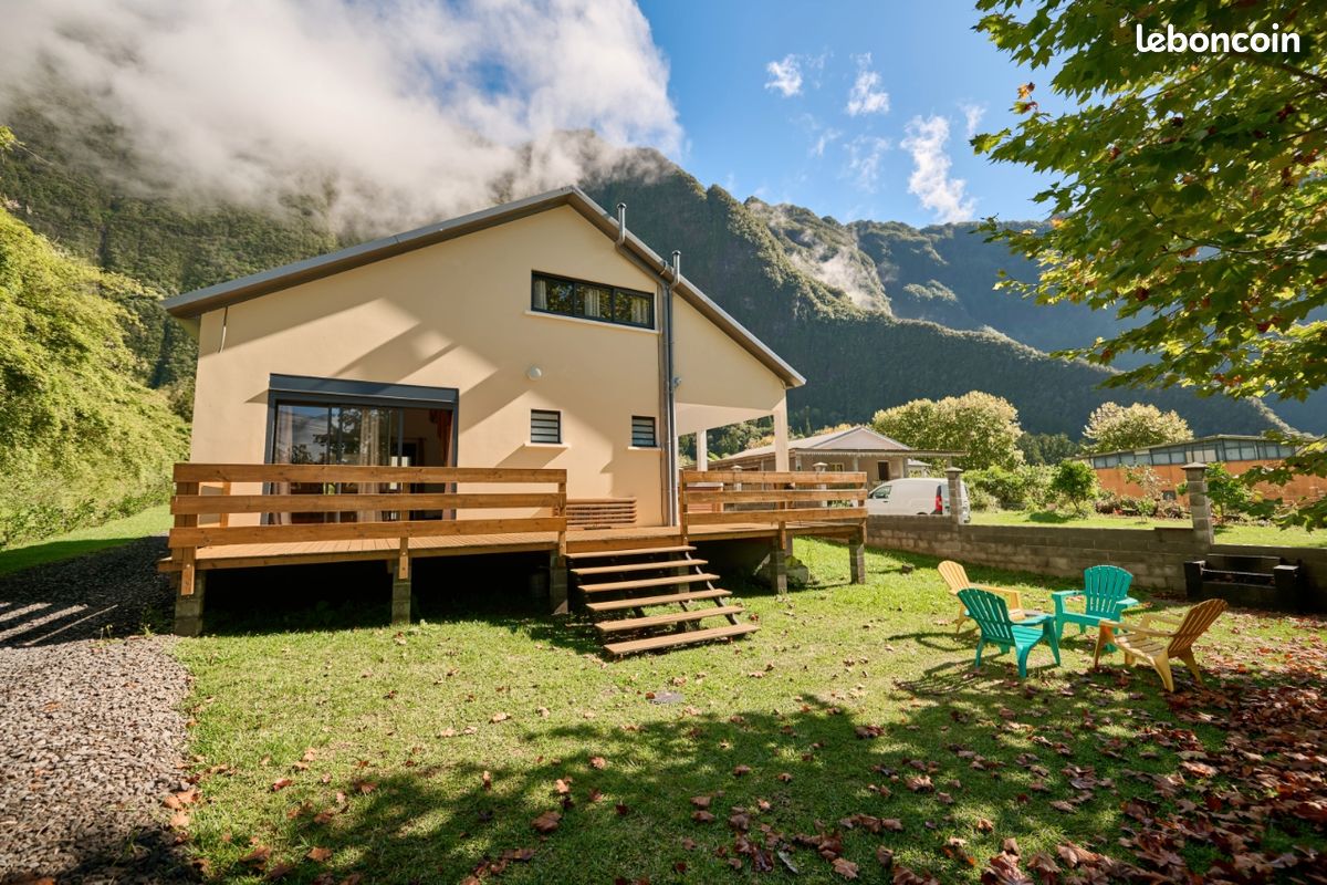 Maison 5 pièces 120 m² · à La Plaine-des-Palmistes · 120 m² · 1 350 €