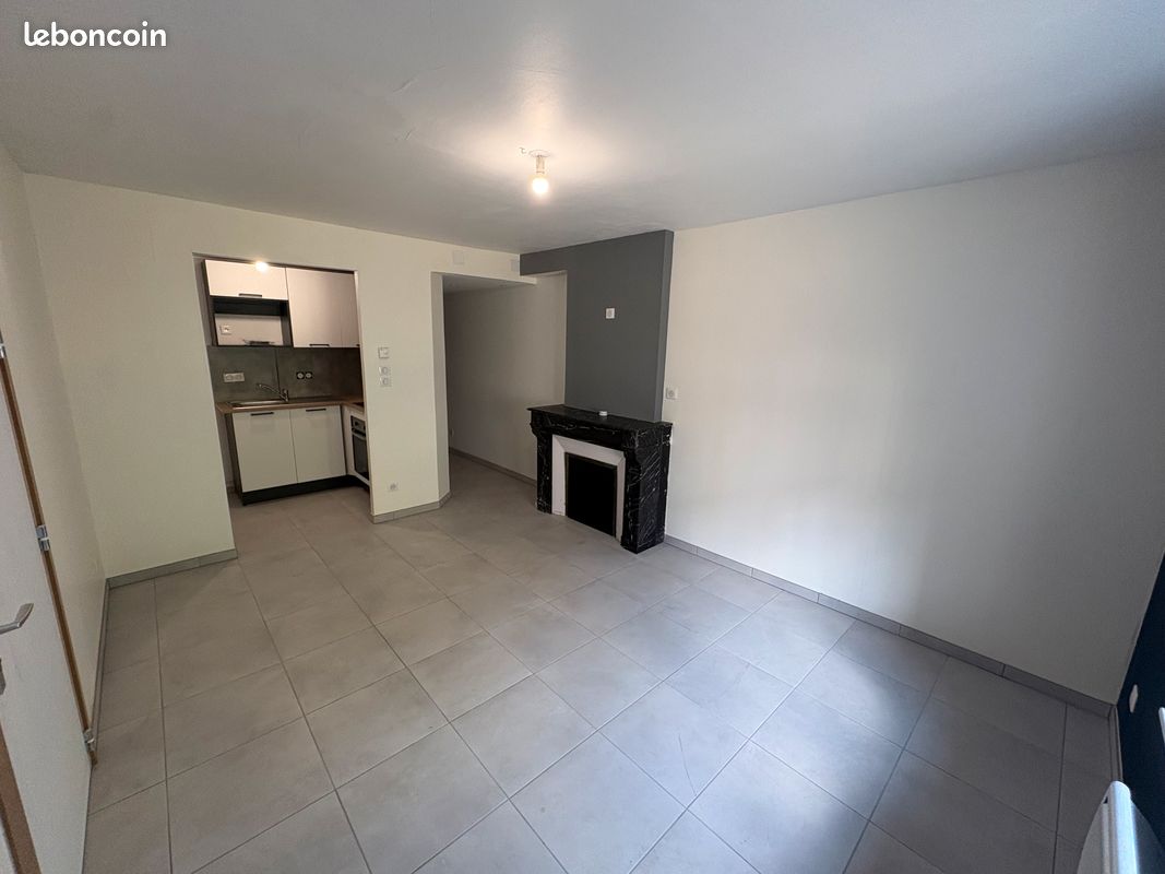 Appartement 4 pièces 40 m² · à Commercy · 40 m² · 400 €/mois