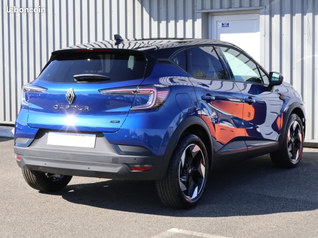 Renault Captur E-Tech full hybrid 145 ch Techno (image 4)