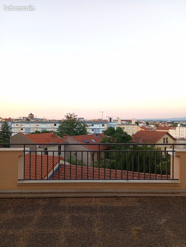 Appartement 1 pièce 30 m² · à Clermont-Ferrand · 30 m² · 590 €
