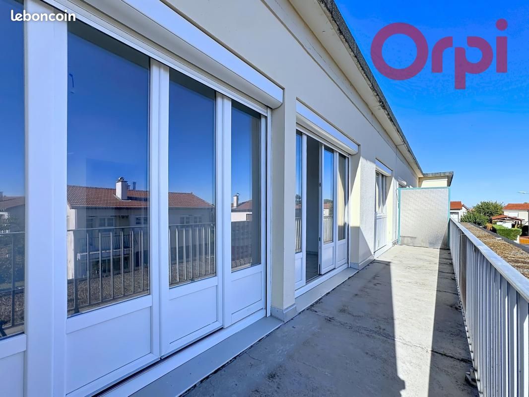 Appartement 2 pièces 49 m² · à Aulnat · 49 m² · 104 000 €