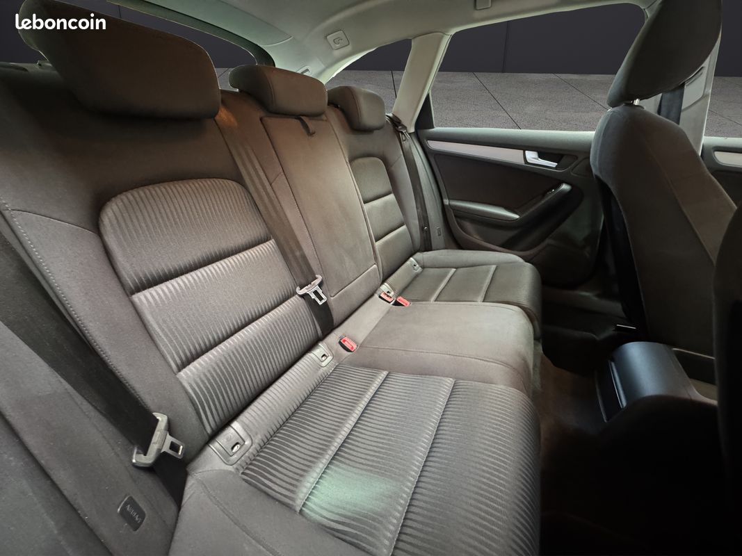 Audi A4 1.8 TFSI 170 cv Attraction Volant S line (image 9)