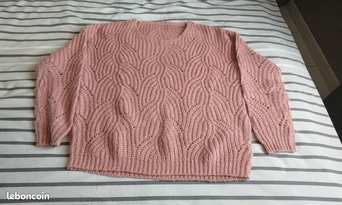 Pull couleur saumon Vêtements