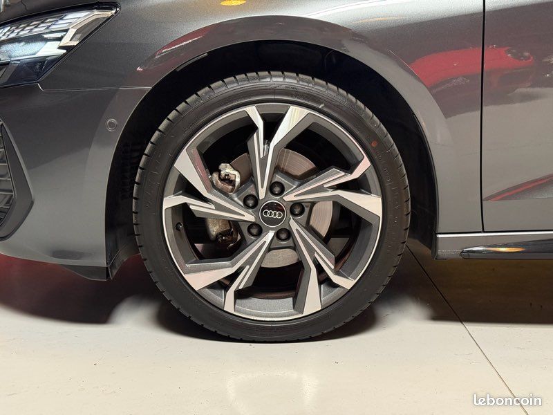 Audi A3 IV (2) Sportback 1.5 35 TFSI Mild Hybrid 150 S Line S TRONIC 7 - Toit ouvrant - Apple Carplay - Sièges chauffants - Volant Méplat - Pack Audio - Phares LED - Historique Complet - Voiture franç (image 14)