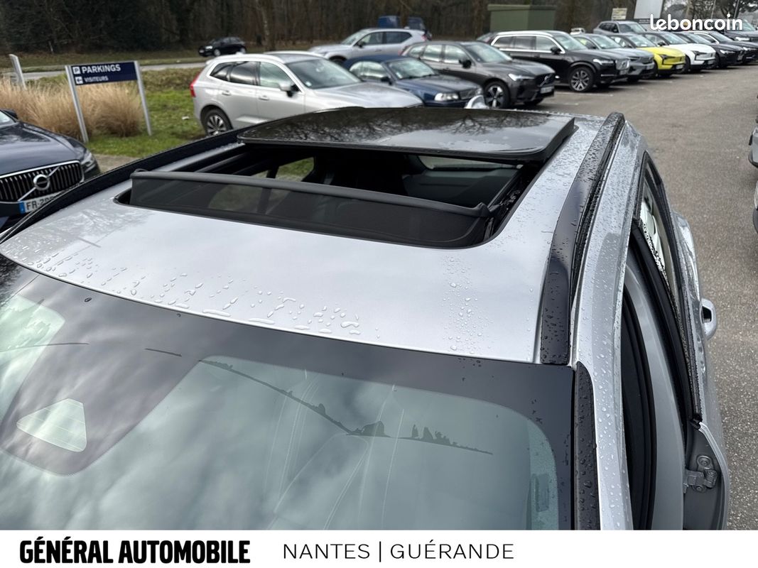 VOLVO XC40 B3 163 ch DCT7 Ultra (image 25)