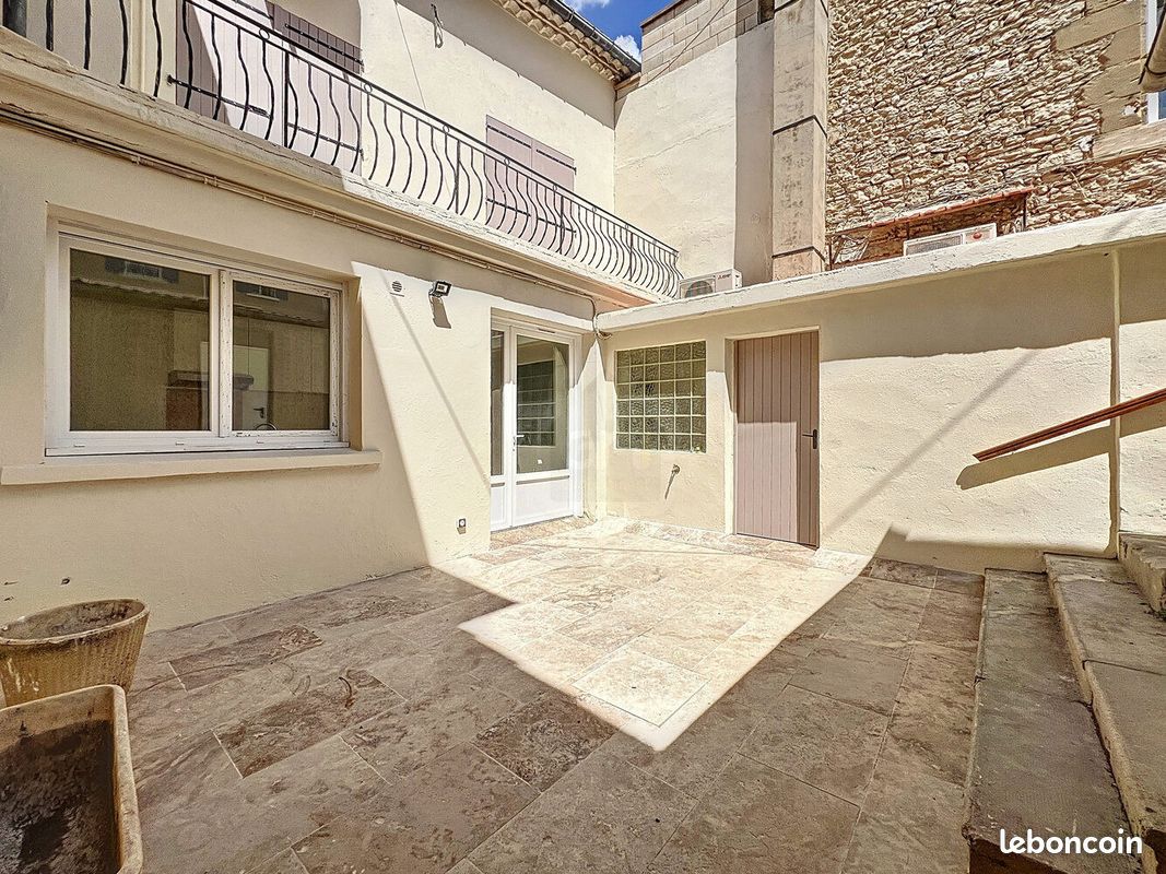 Maison 4 pièces 75 m² · à Sénas · 75 m² · 1 230 €/mois